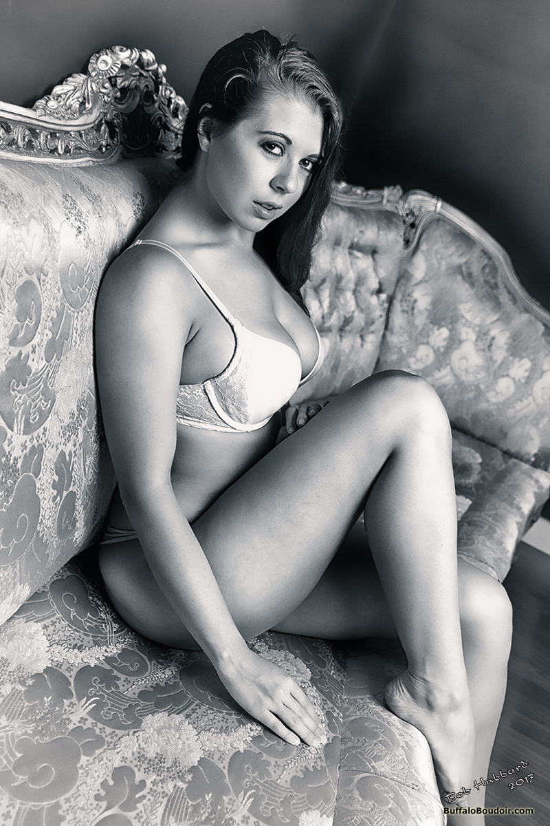 Boudoir/pinup featuring the lovely Jessi June.